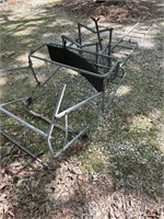 Two Person Deer Stand with Folding Canopy