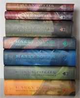 J.K. Rowling Harry Potter Book Series (7)