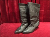 Ladies Size 10 Boots - Made in Canada