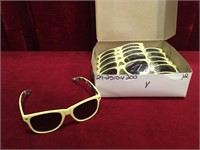 12 Pairs of Sunglasses - NIB