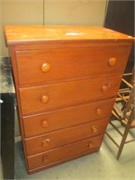 Wooden 5 Drawwr Chest Of Drawers