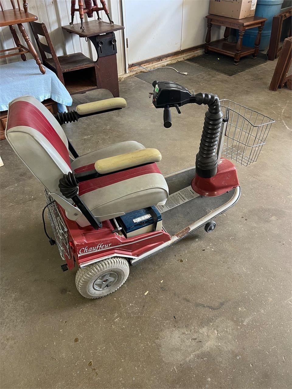Scooter/Grocery Getter works well & Charges