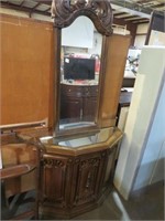 ONE DOOR ENTRY CABINET WITH WALL MIRROR