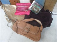 4 Purses & NINTENDO DS Game