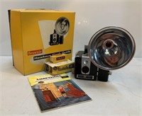 Vtg Brownie Hawkeye Flash Camera in Box