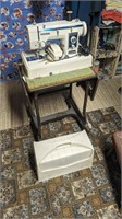 NEW HOME SEWING MACHINE