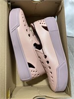 Ladies JoyBees Shoes Size 3