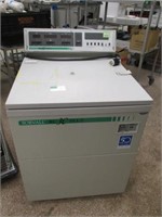 Refrigerated Centrifuge