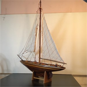 MODEL SHIP