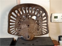 antique cast iron Buckeye implement seat (has
