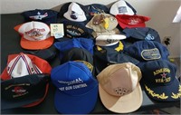 W - MIXED LOT OF HATS (I34)