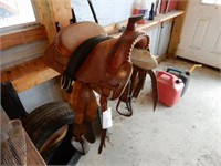 Medium Horse Size Western Saddle