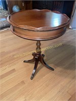 Duncan Phyfe Mahogany occasional table