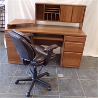 COMPUTER DESK W/PULLOUT PRINTER STAND & CHAIR
