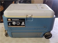 Igloo - Blue / White Cooler