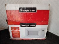 Magic Chef 0.7 CuFt / 700 watt Microwave