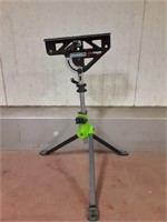 Rockwell Jaw Stand