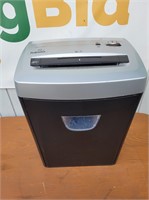 FELLOWES DM12C Paper Shredder, Working