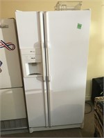 maytag side by side frig, 33x30x68.5