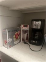 5 Cup GE Coffee Pot, Kitchen Scale, & Coffee Mill