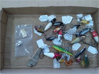 Approx. 18 lures Heddon tiny runt, midget river