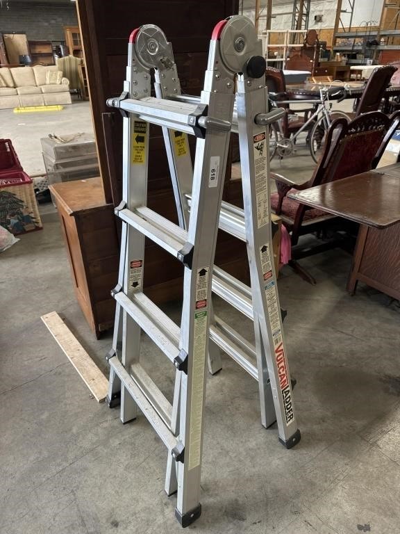 Vulcan Aluminum Step/Extension Ladder.