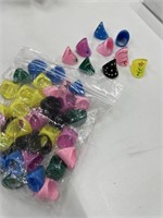 Approx 75 Plastic Rings - Great for Kids!