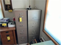 (2) Metal 4 Drawer File Cabinets