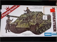 JAGDPANTHER TANK  VINTAGE MODEL