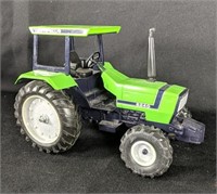 Ertl 1:16 Scale Deutz-Allis 6240 Die Cast Tractor