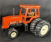 Ertl 1:16 Scale Deutz-Allis 8030 Die Cast Tractor
