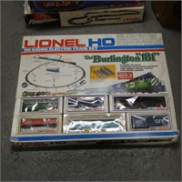 Lionel Burlington 181 HO Scale Train Set in Box