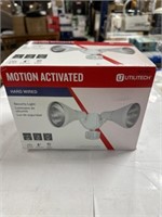 MOTION ACTIVATED SECURITY LIGHT