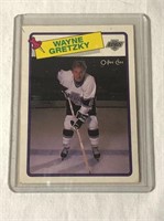 1988-89 Wayne Gretzky OPC Hockey Card #120