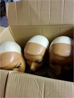 3 mannequin heads