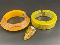 Vintage bakelite bracelets fur clip