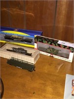4 HO Gauge Military-Related Train Cars
