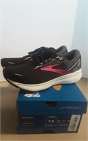 Brooks "Ghost 14" Womens shoes (Size 7.5)