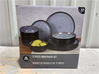 12 Piece Dinnerware Set - One Plate Has A Chip