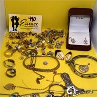 Miscellaneous bracelets, earrings (unmatched,
