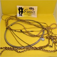 Miscellaneous necklaces and bracelets