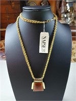 Napier necklace and pendant