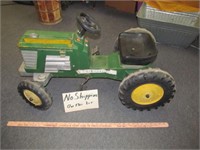 Kid's Ride On John Deere Plastic Tractor Toy