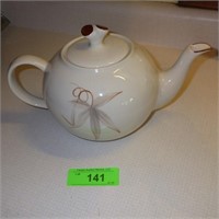 VINTAGE WINFIELD TEAPOT