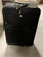 Black Suitcase 31x20x10