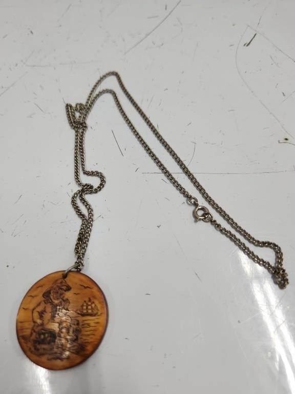 1974 Wood Necklace Pendant
