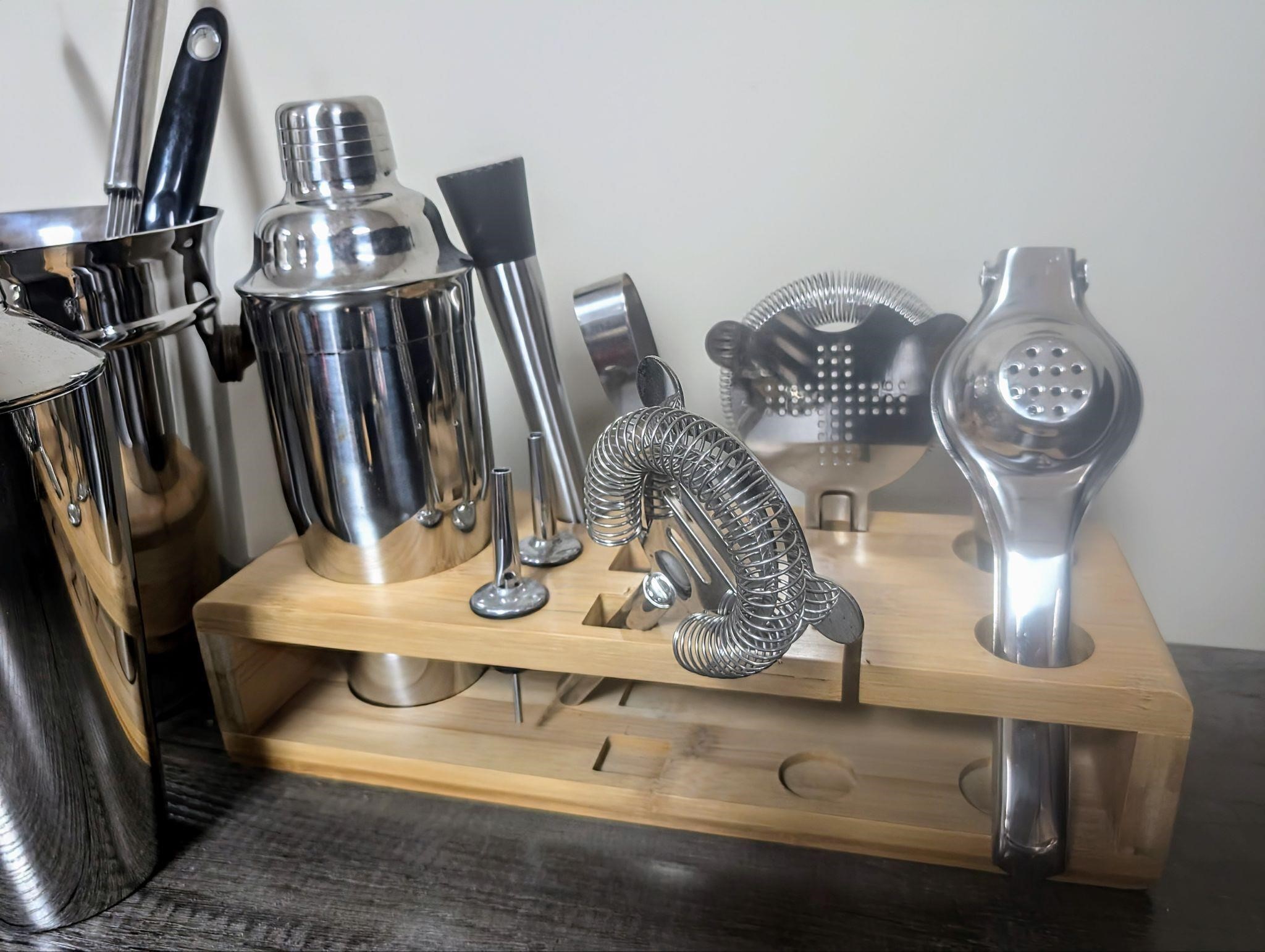 Stainless Cocktail Mixing/Drink Set. Ice Bucket