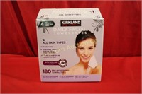 Kirkland Daily Facial Towelettes 130 in lot