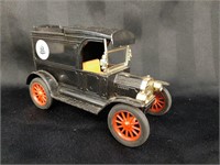 1913 Ford T Van Die Cast Car Bank made by ERTL