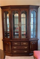 THOMASVILLE CHINA CABINET